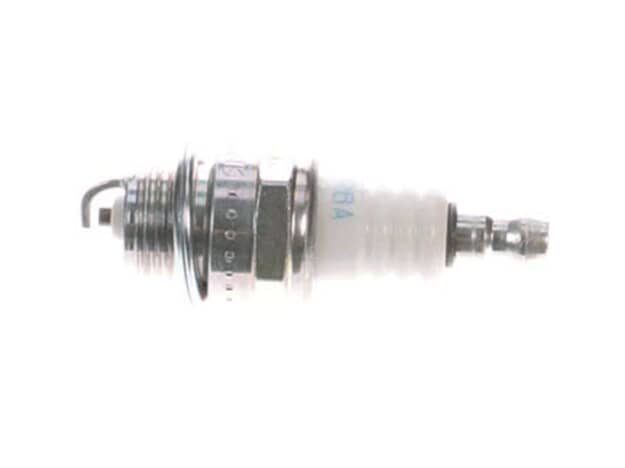 Echo Spark Plug - 15901012530