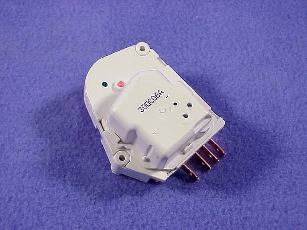 Whirlpool Refrigerator Defrost Timer – R0131577