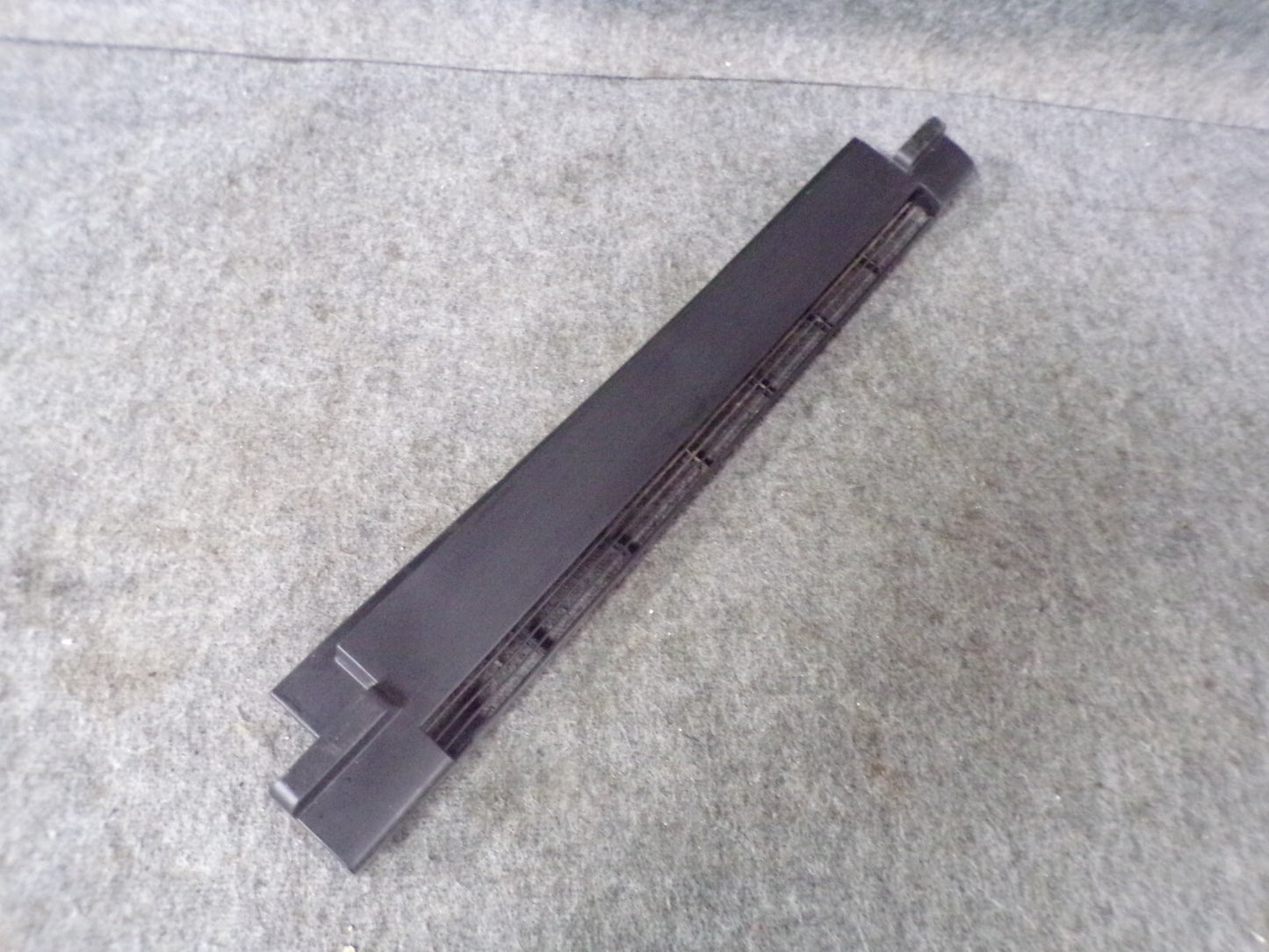 Whirlpool Grille-Frt - WPW10131134