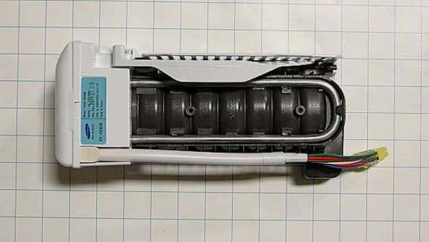 Samsung Refrigerator Ice Maker Assembly - DA97-07549B