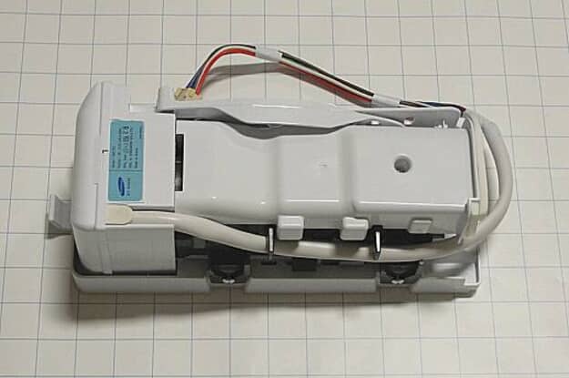 Samsung Refrigerator Ice Maker Assembly - DA97-05422A