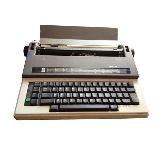 Brother AX20 Typewriter