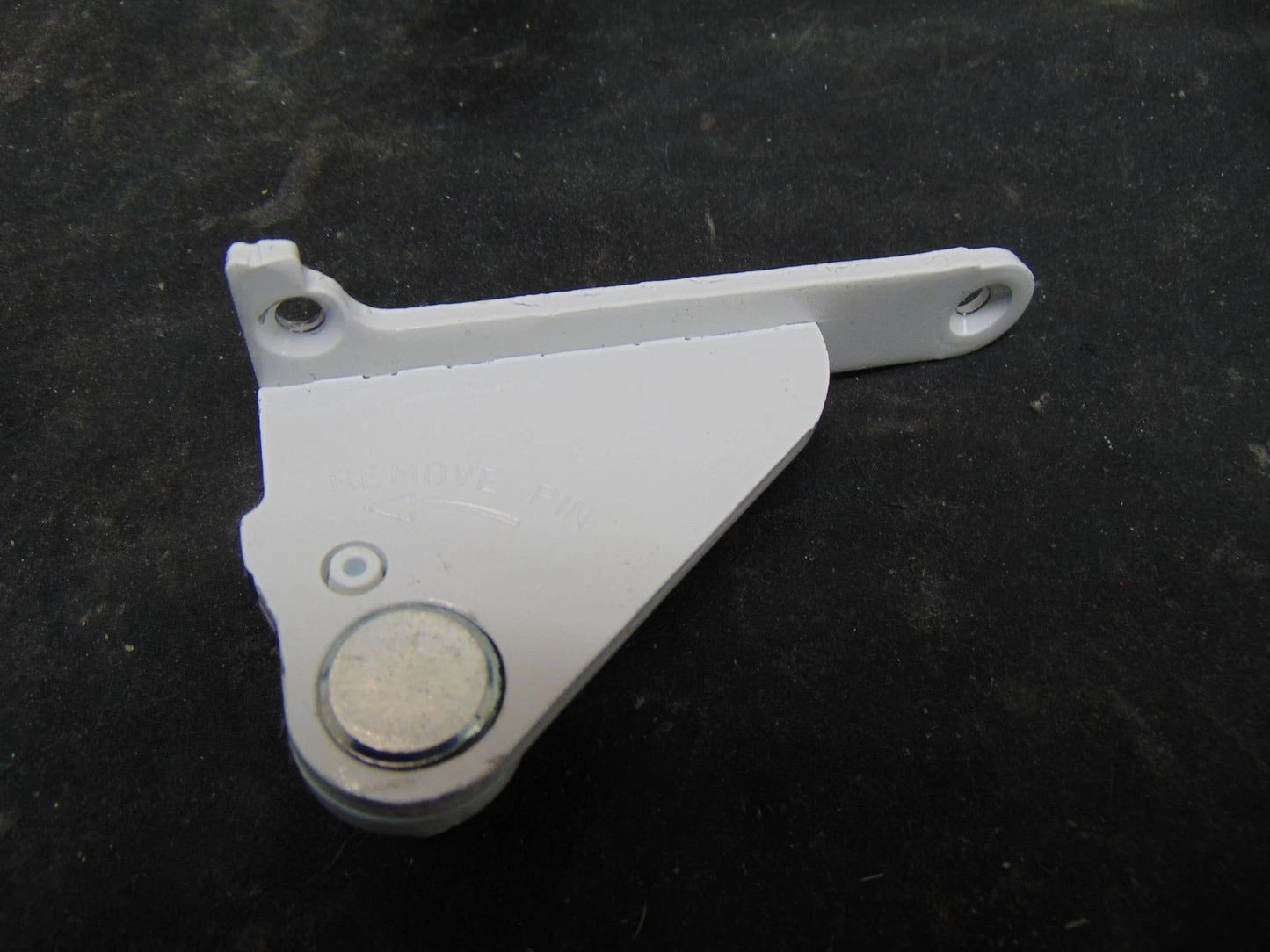 Whirlpool Center Hinge Assembly-Std - W11689473
